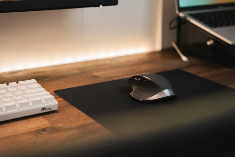 Mouse moves but won’t click: 7 fixes for Windows 11 and 10