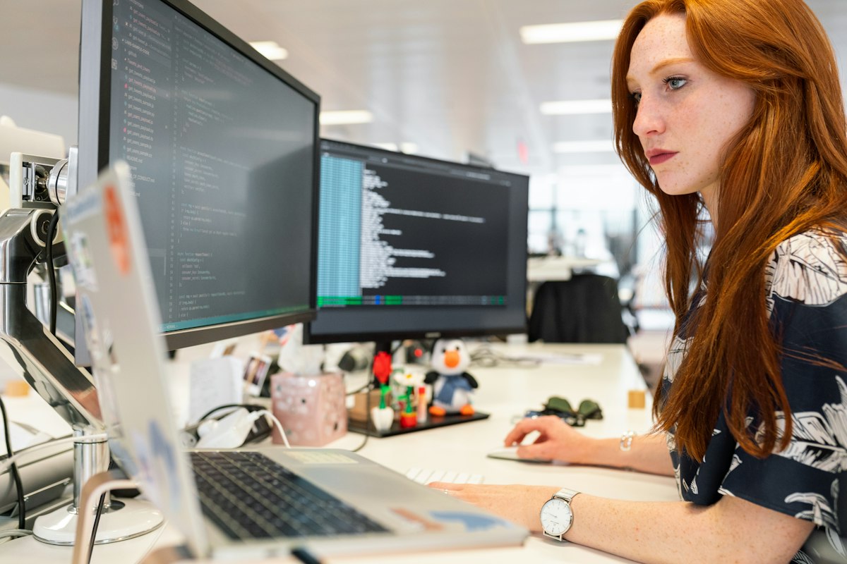 Administrator typing PowerShell commands to remove a Store app package that isn't provisioned for all users before running Sysprep